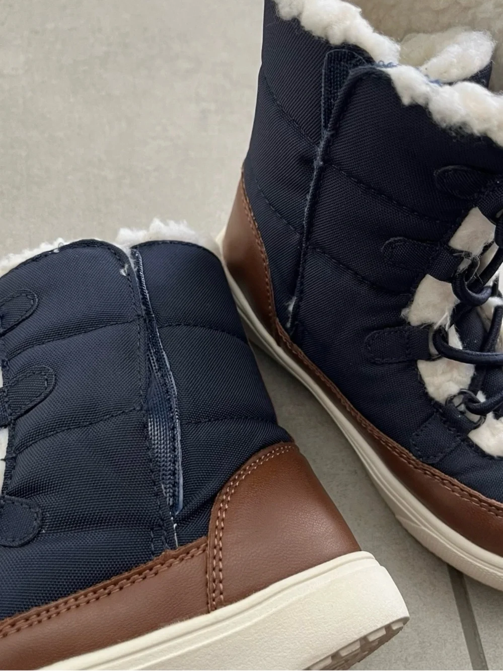 Old Navy Toddler Boy Kids Navy Blue Brown Winter Boots Size 9